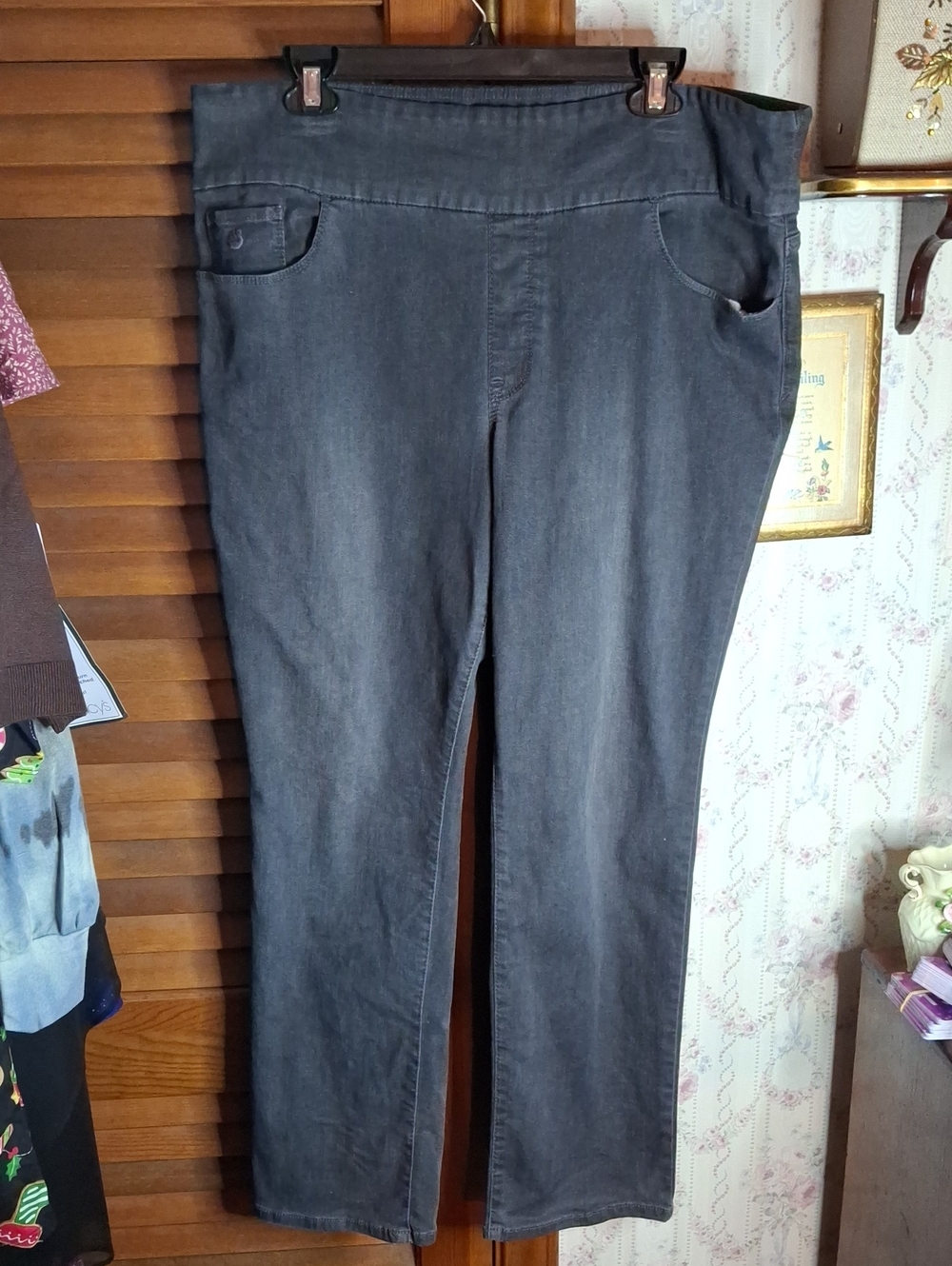 Gloria Vanderbilt Straight-Leg Jeans Amanda Pull On Charcoal Gray 18S Preloved